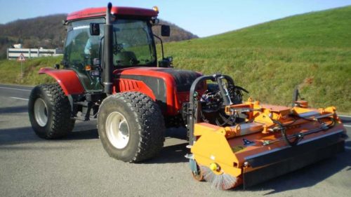 Municipal multifunction tractors